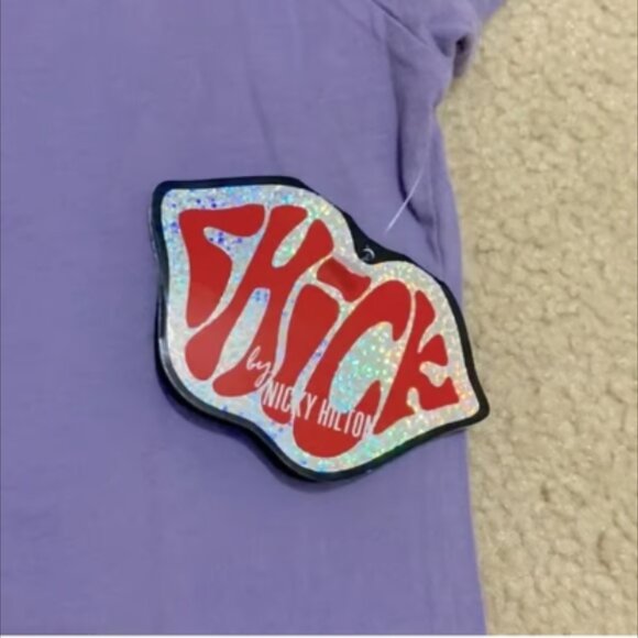 CHICK by NICKY HILTON Women's Short Sleeve T-Shirt w Clear & Brown Rhinestones - Picture 5 of 6